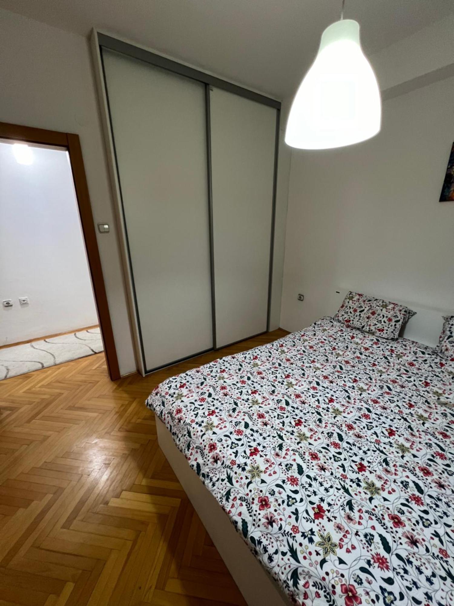 Karas Apartments Skopje Luaran gambar