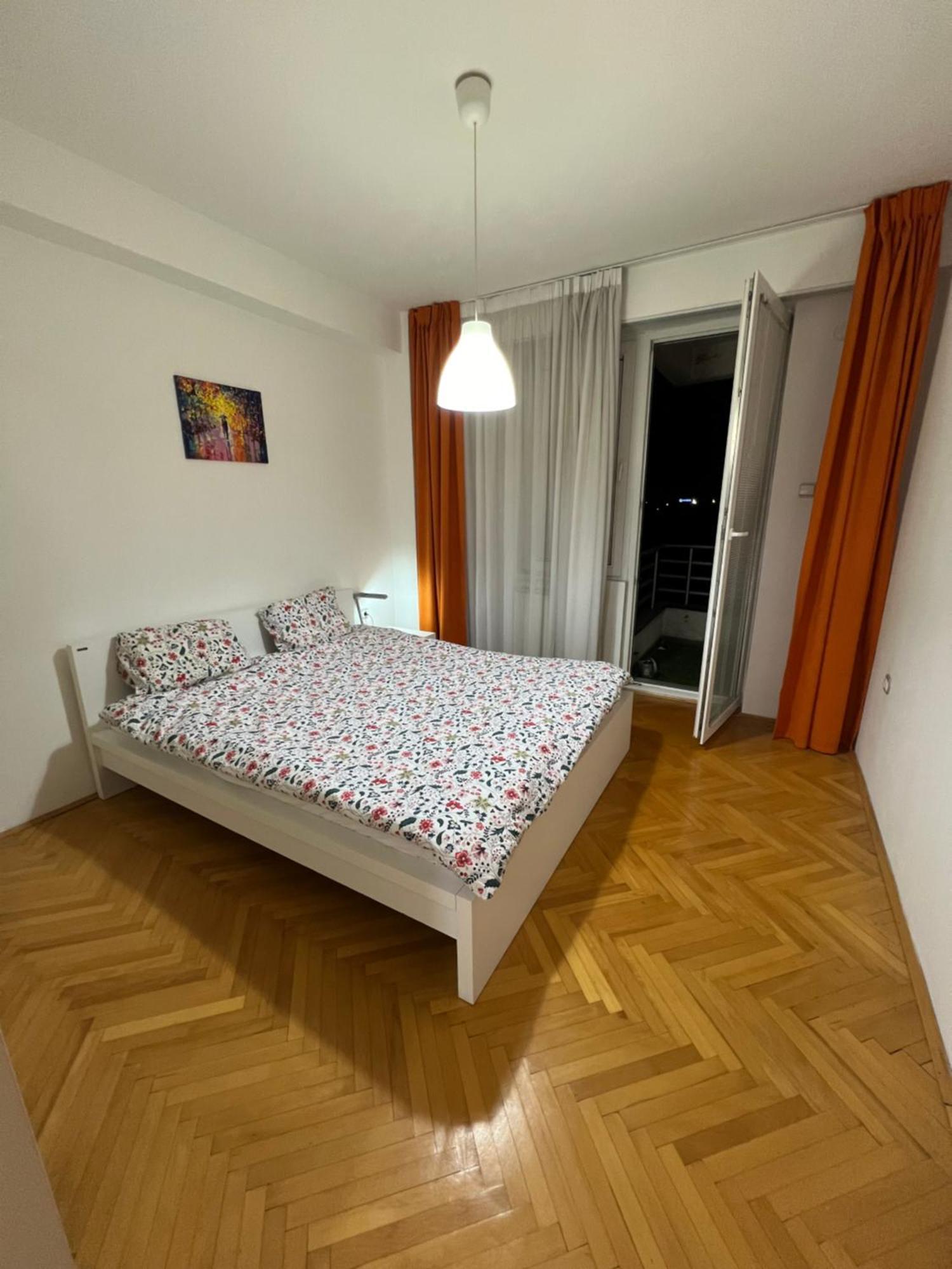 Karas Apartments Skopje Luaran gambar