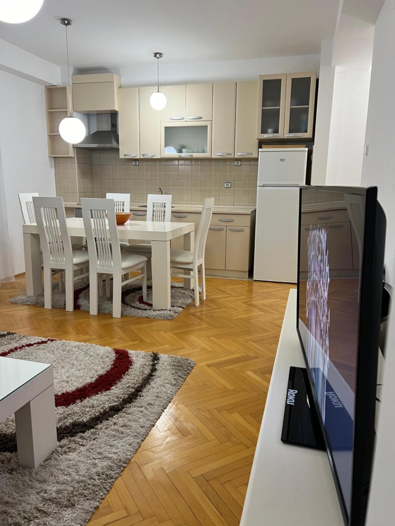 Karas Apartments Skopje Luaran gambar