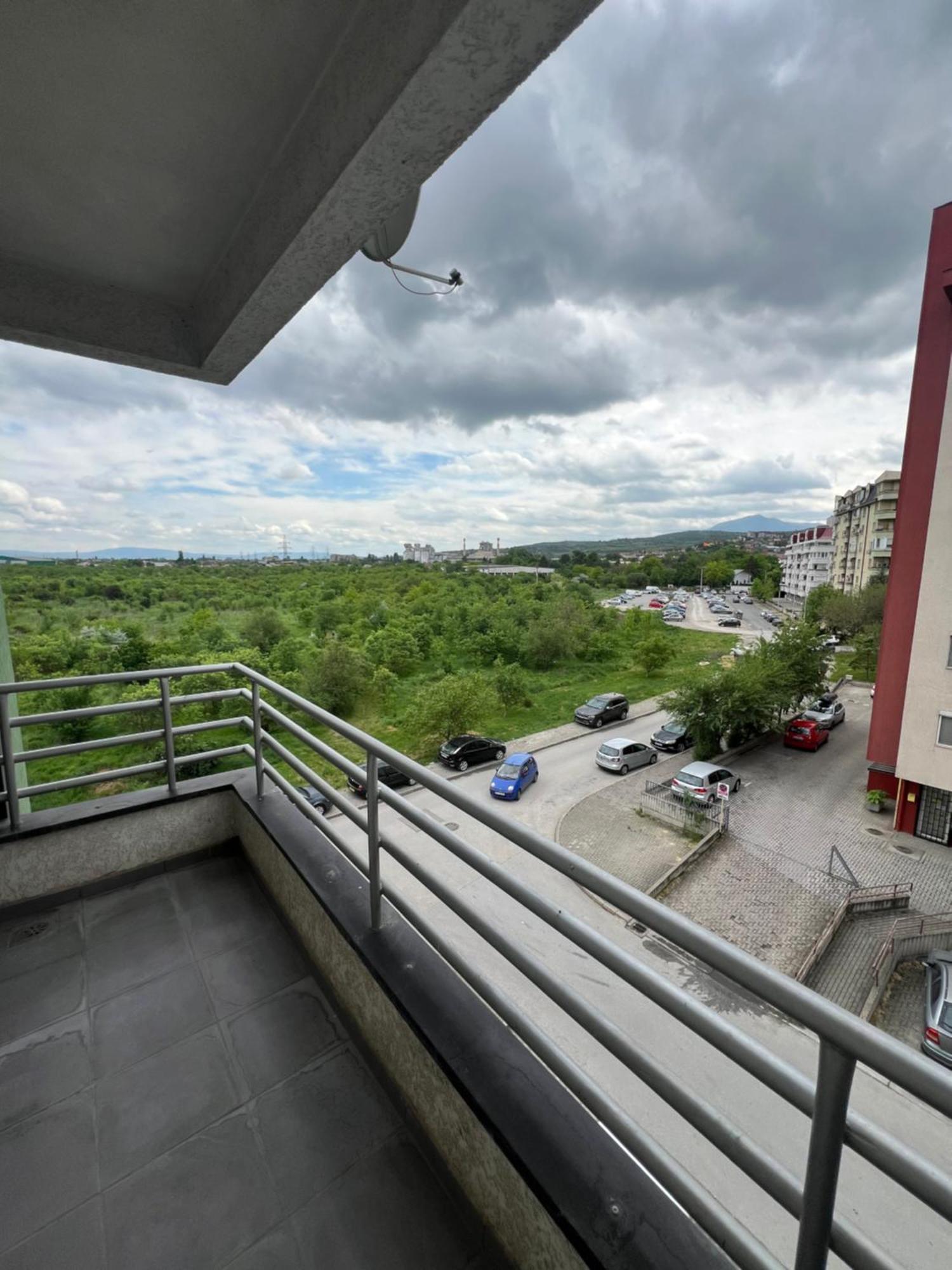 Karas Apartments Skopje Luaran gambar